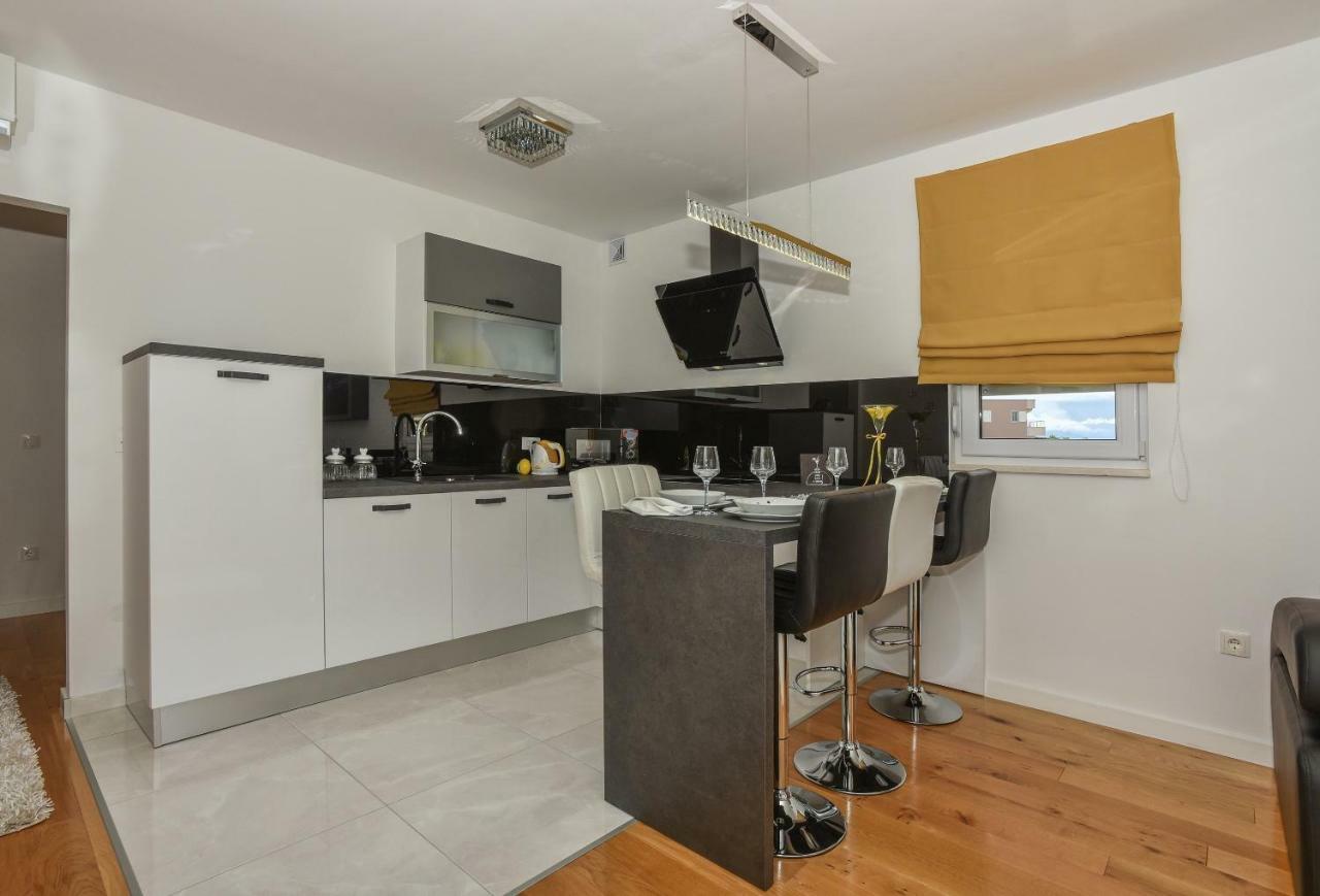 Apartment Daninovica I มาคาร์สกา ภายนอก รูปภาพ